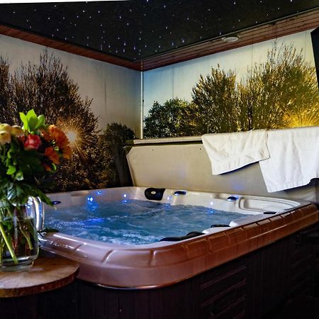 Drents Genieten - Dopheide Met Prive Jacuzzi En Sauna Erm Eksteriør bilde